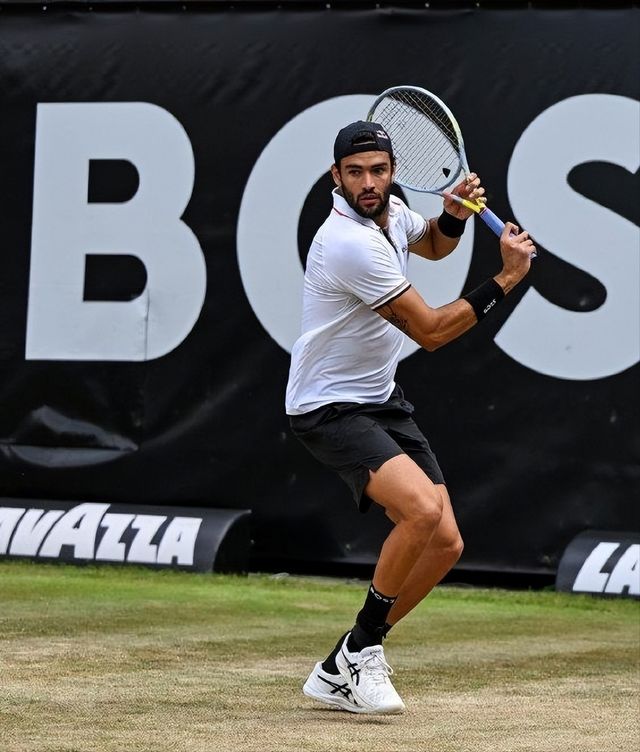 关于穆雷焦点对战,Ming与70激战曼联分钟,险胜胜负难料!上演精彩一战的信息 关于穆雷焦点对战,Ming与70激战曼联分钟,险胜胜负难料!上演精彩一战的信息