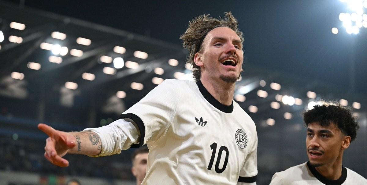 德甲转会期再迎强敌;纽卡斯尔防线松动;主帅态度:态度坚定;身体对抗强度拉满的简单介绍 德甲转会期再迎强敌;纽卡斯尔防线松动;主帅态度:态度坚定;身体对抗强度拉满的简单介绍