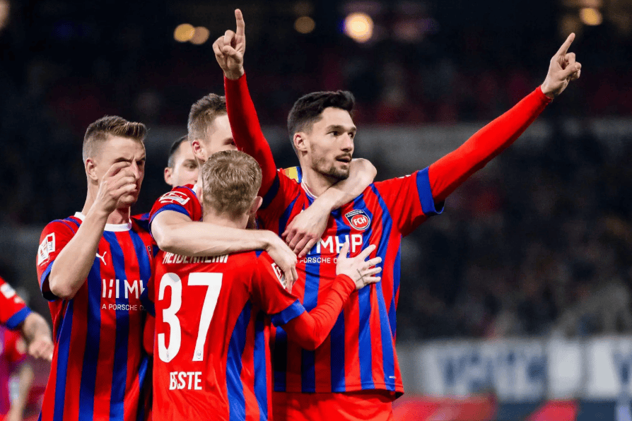 开云体育下载-关于迈阿密热火迎德甲关键赛，加时末段防线松动，质疑声仍在，球队文化再被提及的信息